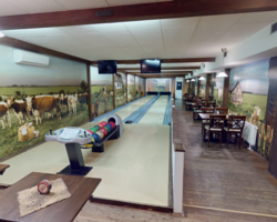 BOWLING